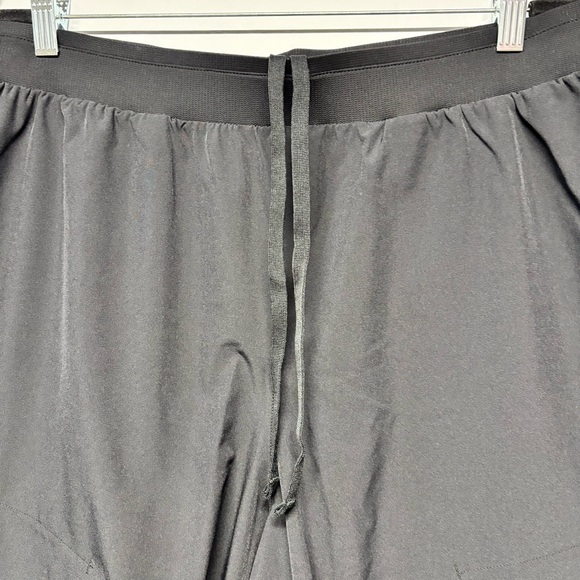 ✨Fabletics Short Size XL - Picture 4 of 9